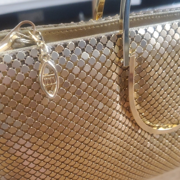 Vintage Gold Mesh Handbag - Picture 3 of 3
